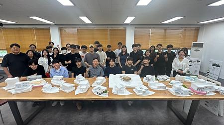 2학년, 건축설계스튜디오1  2차 과제발표 및 평가회