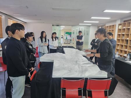 4학년, 건축설계스튜디오5  1차 과제발표 및 평가회